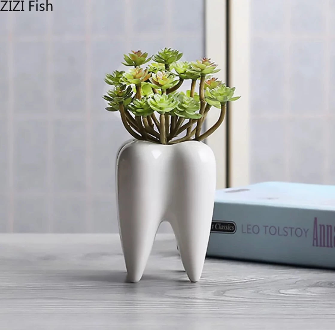 Tooth 🦷 shaped bathroom accessorie /plant pot