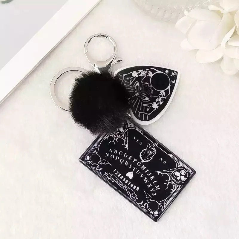 Quiji board keyring