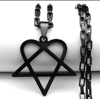 heartagram gothic necklace