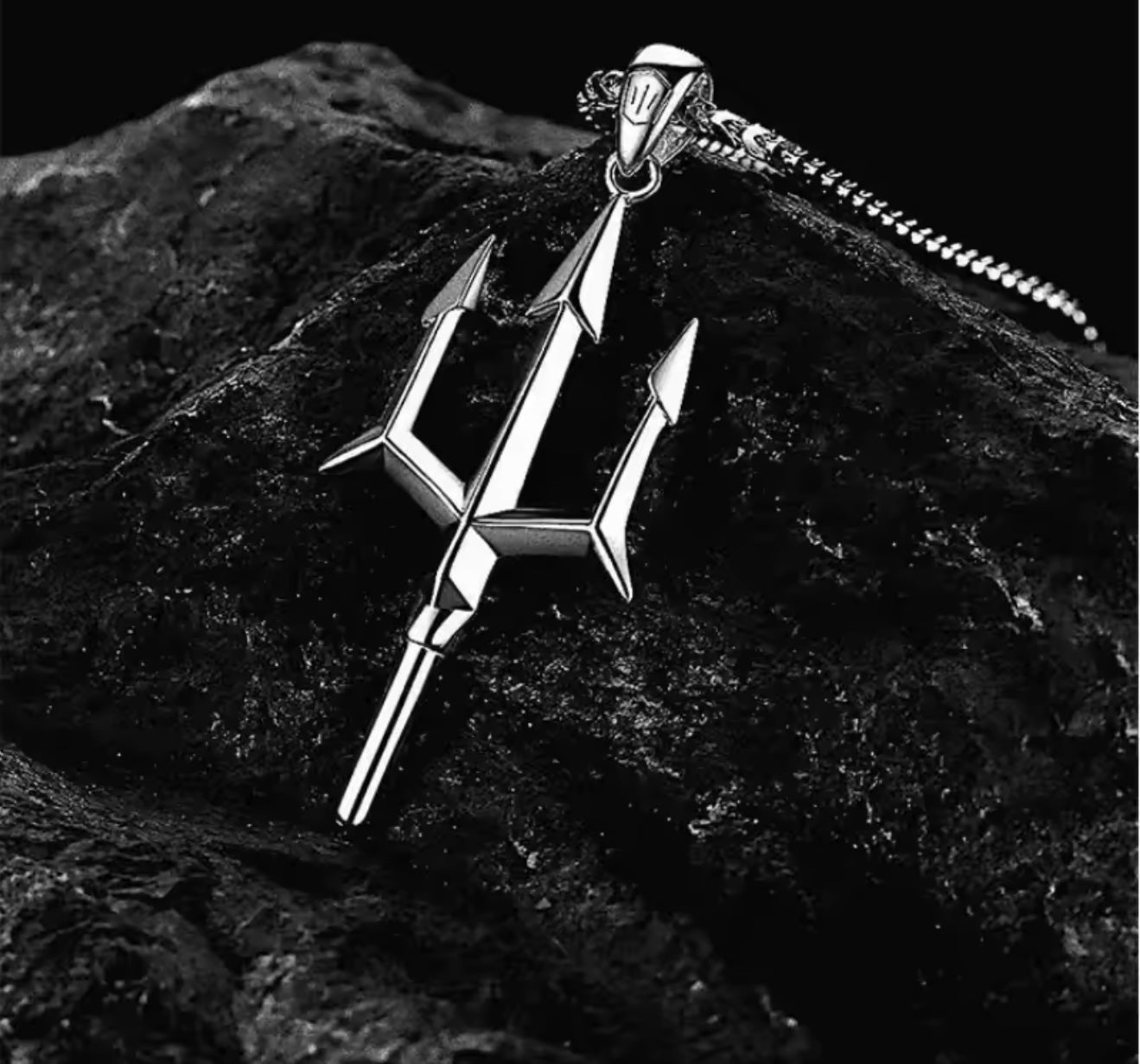 Poseidon stainless steel silver necklace