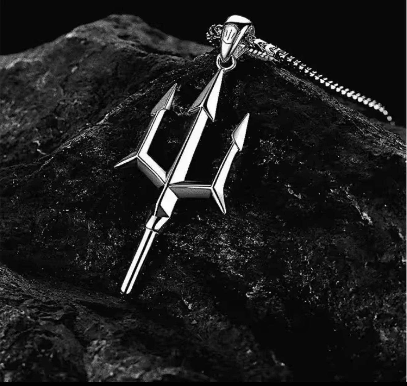 Poseidon stainless steel silver necklace